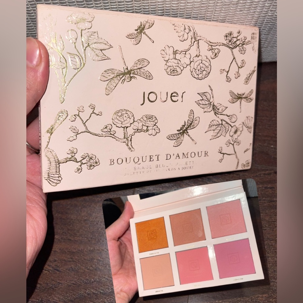 Jouer Bouquet D'Amour Blush Palette